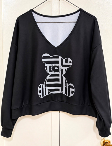 Women black bear graphic - women’s,